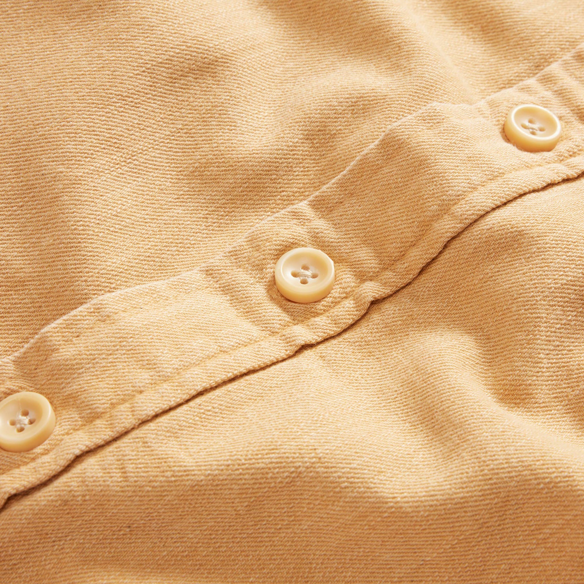 The Lined Utility Shirt in Wheat Denim - Image 7