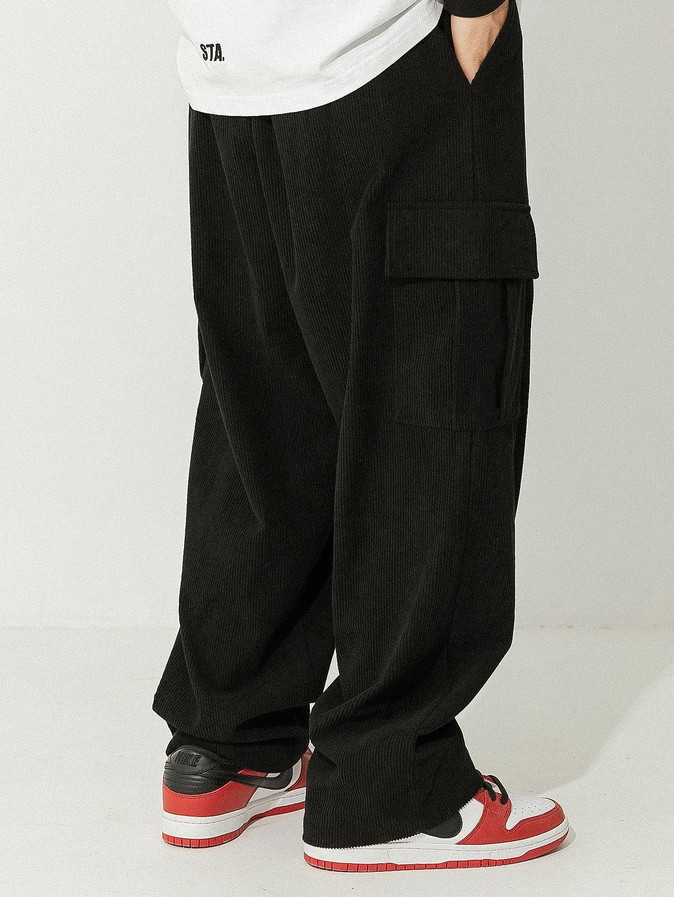 Los Angeles Print Heavy Weight Oversize T-Shirt & Loose Fit Corduroy Cargo Pants - Image 11
